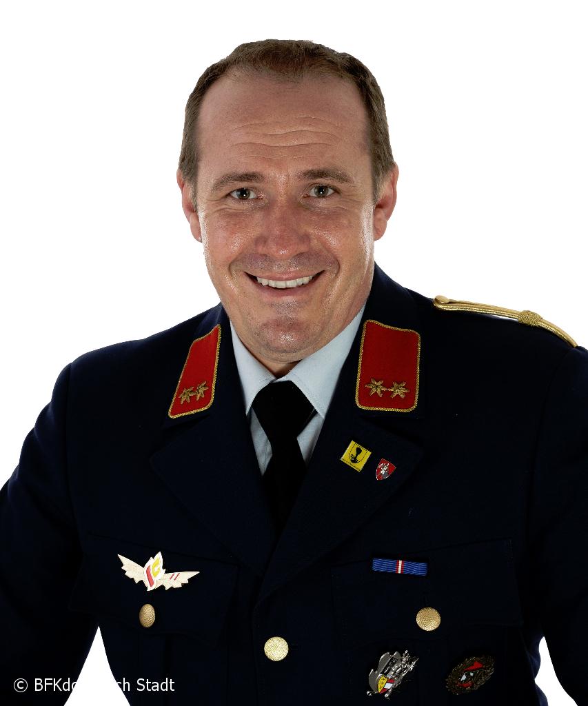 OBI Jürgen Bucher
